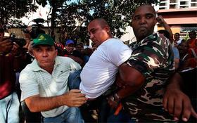Represión contra opositores pacíficos en Cuba