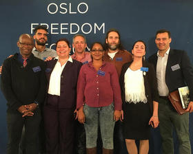 Opositores cubanos en el Foro de Oslo