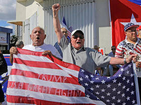 Cubanos de Miami celebran llegada de Trump a la Casa Blanca