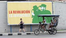 Valla con imaginario de La Revolución. Valla con imaginario de La Revolución