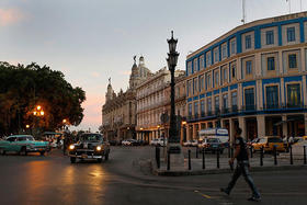 Centro Habana de noche