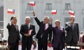 Presidentes chilenos durante la celebración del bicentenario de la nación.