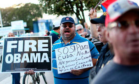 Protesta en Miami por el anuncio del inicio de trámites para el restablecimiento de relaciones diplomáticas entres Cuba y Estados Unidos