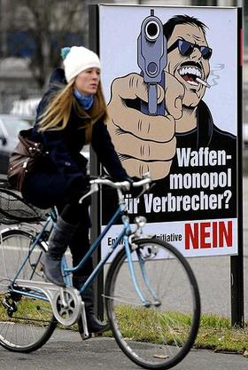 Los suizos rechazan sacar las armas de sus hogares