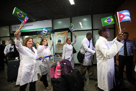 Médicos cubanos en Brasil