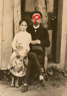 Foto de José Martí y María Mantilla, alterada para lograr un efecto artístico