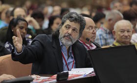 Abel Prieto en la Asamblea Nacional del Poder Popular en Cuba. (foto: Ismael Francisco/Cubadebate)
