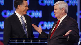 Los aspirantes a la candidatura presidencial republicana, Mitt Romney (izquierda) y Newt Gingrich (derecha) durante un debate antes de las elecciones primarias en la Florida