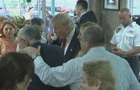 Donald Trump en el Versailles, Miami, 2016