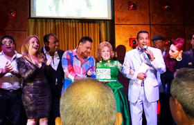 Rosita Fornés celebra su cumpleaños en The Place of Miami en 2015