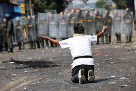 El intento de entrada de ayuda en Venezuela y la represión del régimen de Maduro