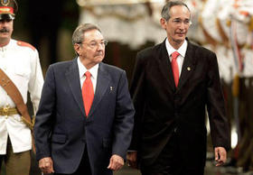 Raúl Castro y Álvaro Colom