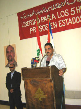 El terrorista libanés Samir Kantar, durante un acto de solidaridad con los cinco espías cubanos, convocado por la Embajada de La Habana en Líbano.