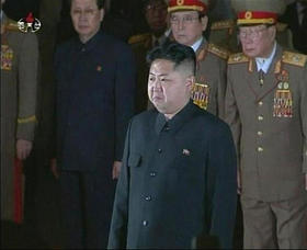 Kim Jong-un, descrito como “comandante supremo” norcoreano, según cable de Reuters
