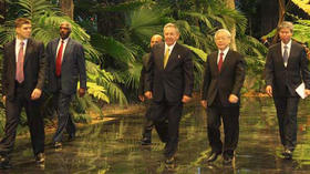 El gobernante Raúl Castro y el Secretario General del Partido Comunista de Vietnam, Nguyen Phu Trong. El gobernante Raúl Castro y el Secretario General del Partido Comunista de Vietnam, Nguyen Phu Trong