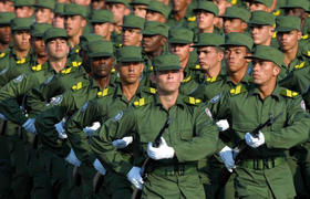 Militares en Cuba