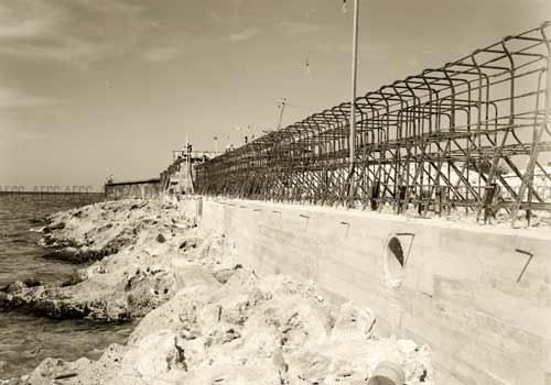 23_Construyendo Malecón