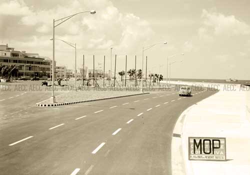 53_Construyendo Malecón